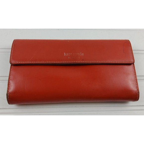 Kate Spade NY Smooth Leather Full Size Checkbook Wallet Red - Picture 1 of 16